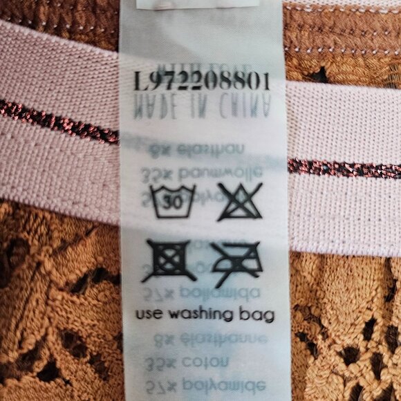 NWT!! Love Stories Ellie Lace Butterfly Thong, Mahogany - Picture 11 of 12